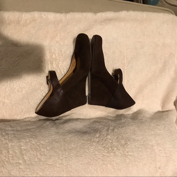 COVER PHOTO COPY - Chocolate brown leather and suede heels - Picture 4 of 7